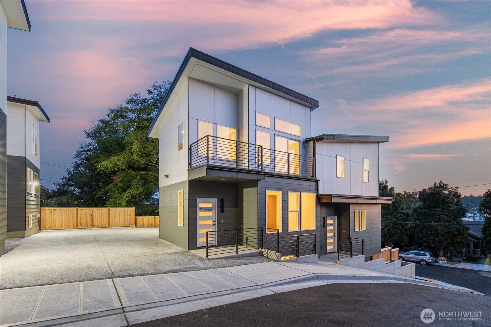 Property Photo: 2805 S Grand Street WA 98144
