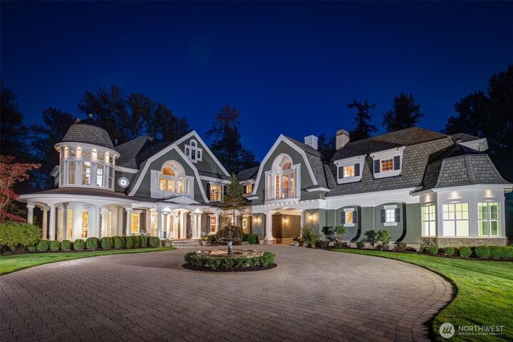 13132  206th Avenue NE  Woodinville WA 98077 photo
