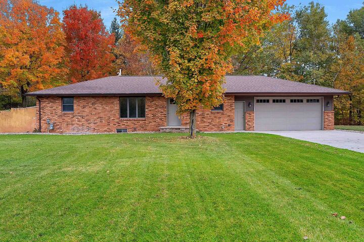 Property Photo: W3106 Garvey Road WI 54130-7313