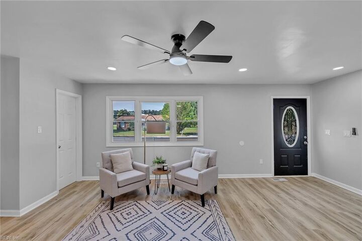 Property Photo:  1226 Penniman Rd  VA 23185 