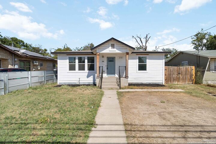 Property Photo:  2131 Burnet  TX 78202 