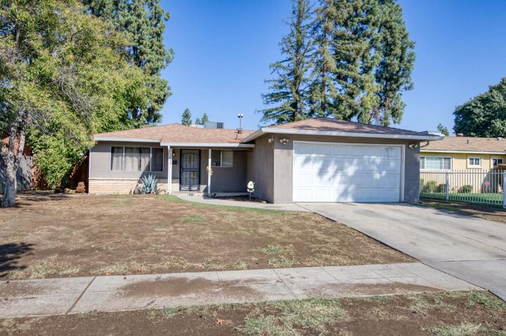 Property Photo: 3068 West Fairmont Avenue CA 93722