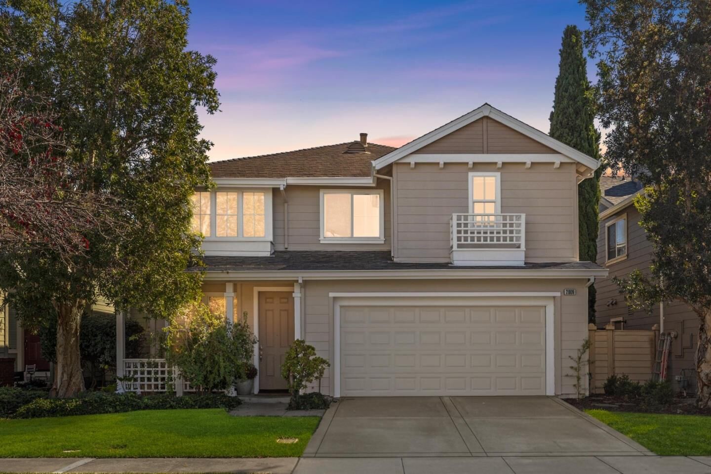Property Photo:  2009 Gossamer Avenue  CA 94065