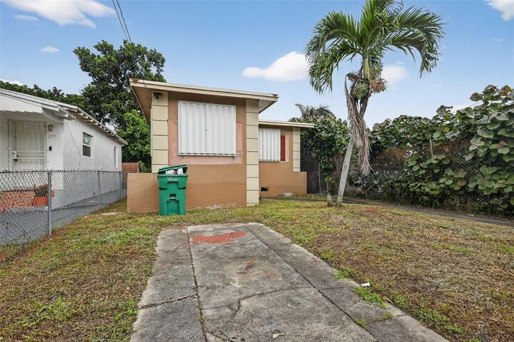 Property Photo: 1537 NW 70th St FL 33147