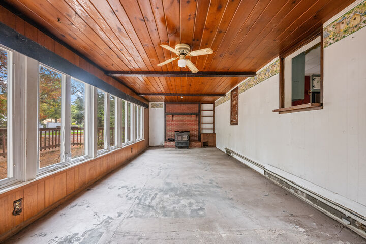 Property Photo: 218 Griffin Road CT 06093