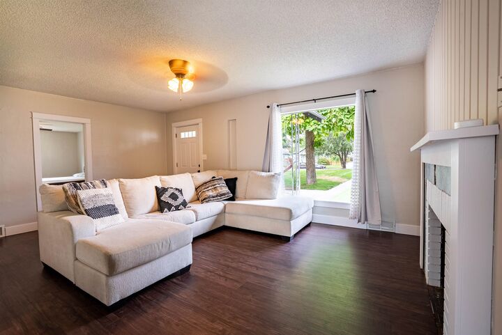 Property Photo:  4224 N Washington St  WA 99205