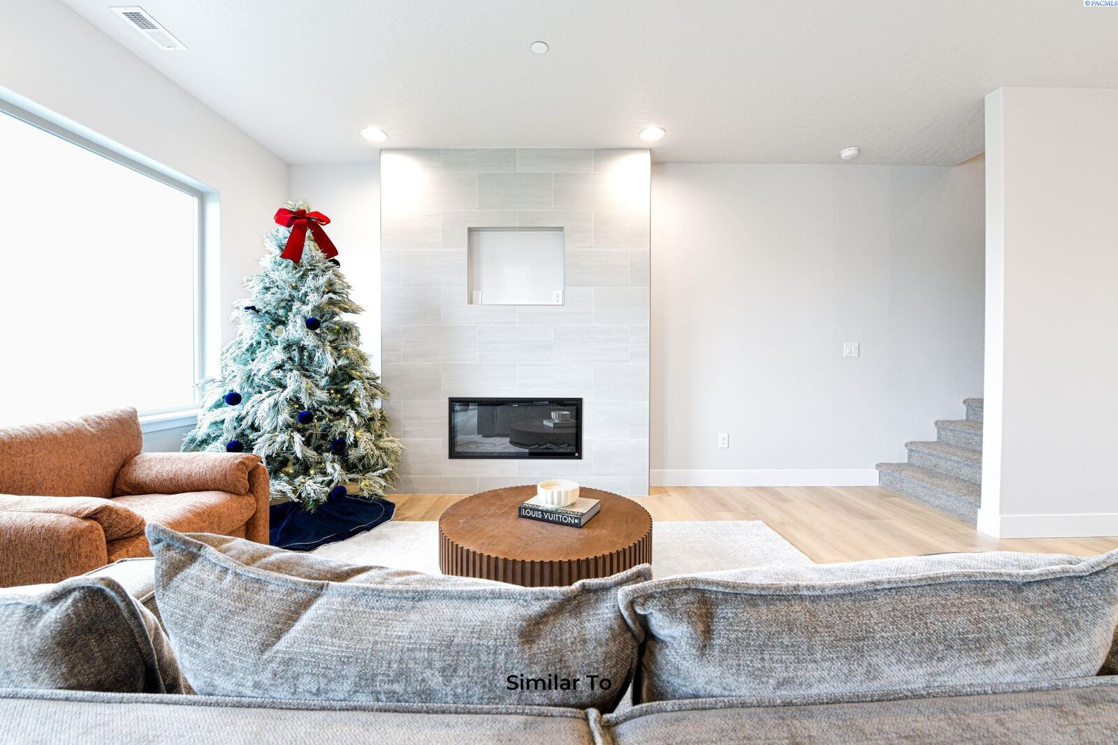 Property Photo:  4541 Road 114  WA 99301 