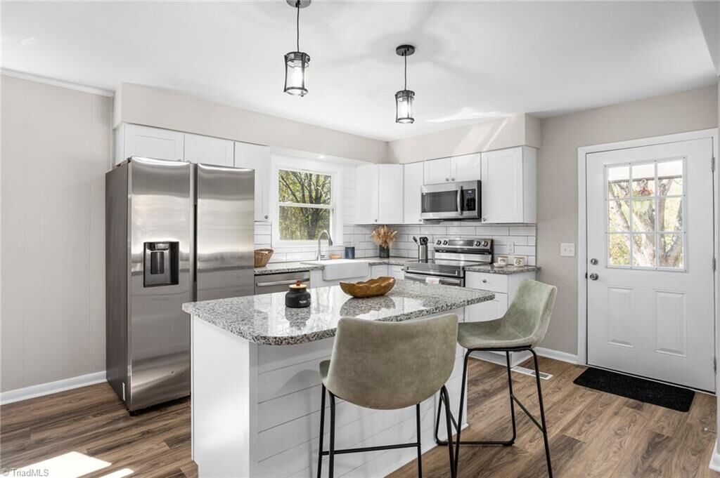 Property Photo:  5109 P G Drive  NC 28642 