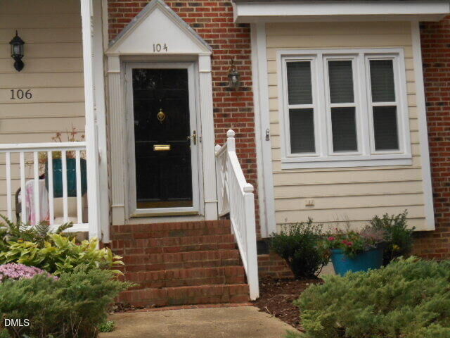 Property Photo: 104 Charter Court NC 27511