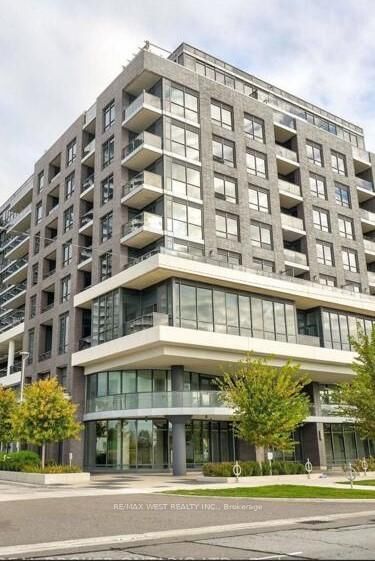 Property Photo:  10 Gibbs Road 425  ON M9B 0E2