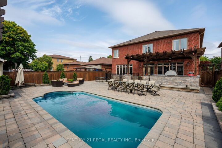 Property Photo:  127 Sultana Avenue  ON M6A 1T6