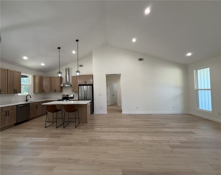 Property Photo: 706 Woodlake Road SC 29621
