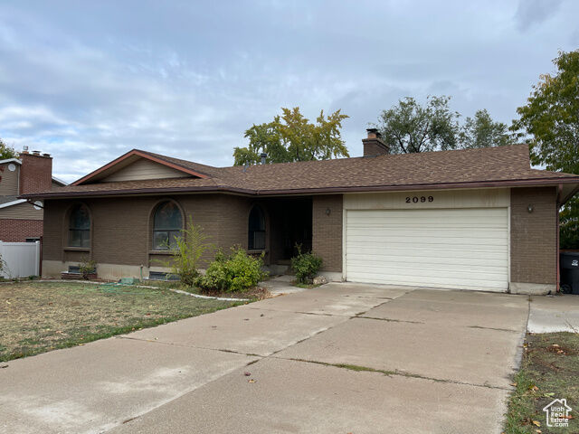 Property Photo: 2099 E Worchester Dr S UT 84121