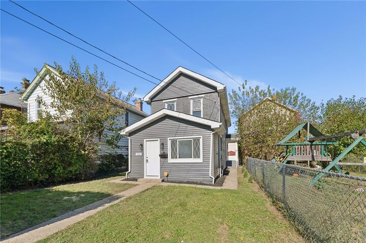 Property Photo: 233 E 19th PA 15120