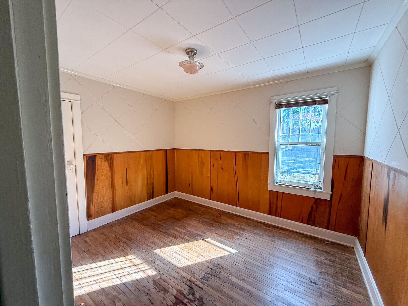 Property Photo:  115 13th Street  MI 48651 