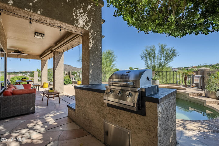 Property Photo: 1248 E Victor Hugo Avenue AZ 85022