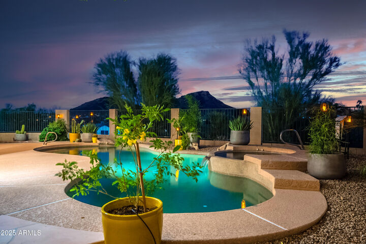 Property Photo:  1248 E Victor Hugo Avenue  AZ 85022 