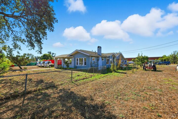 Property Photo:  2735 Petaluma Hill Road  CA 95404 