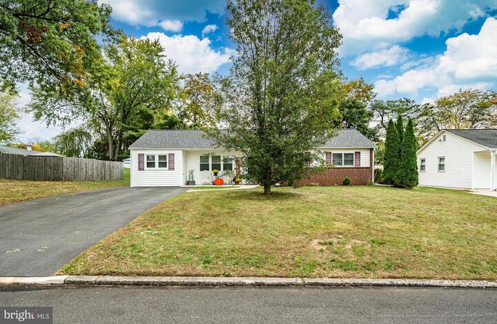 3154 Sycamore Lane  East Norriton PA 19401 photo