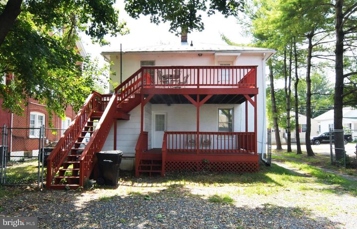 Property Photo: 24 Jackson Avenue Apt 2 VA 22601