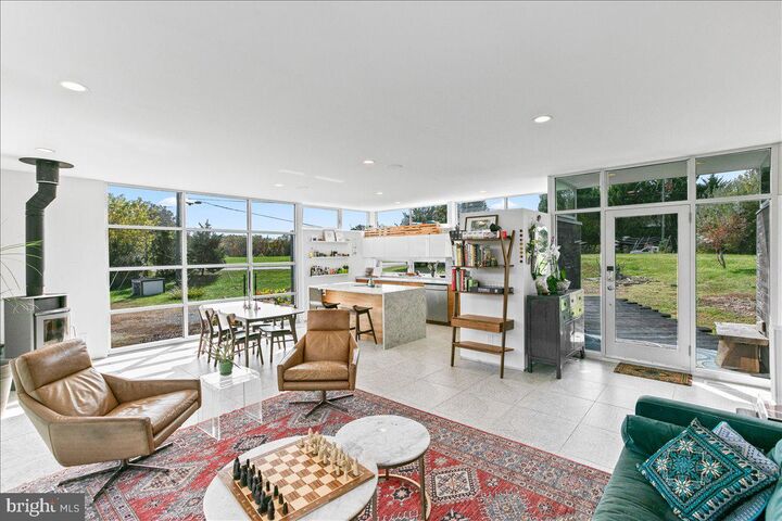 Property Photo: 10222 Van Thompson Road VA 22039