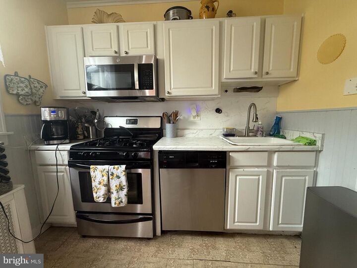 Property Photo: 3349 Saint Vincent Street PA 19149