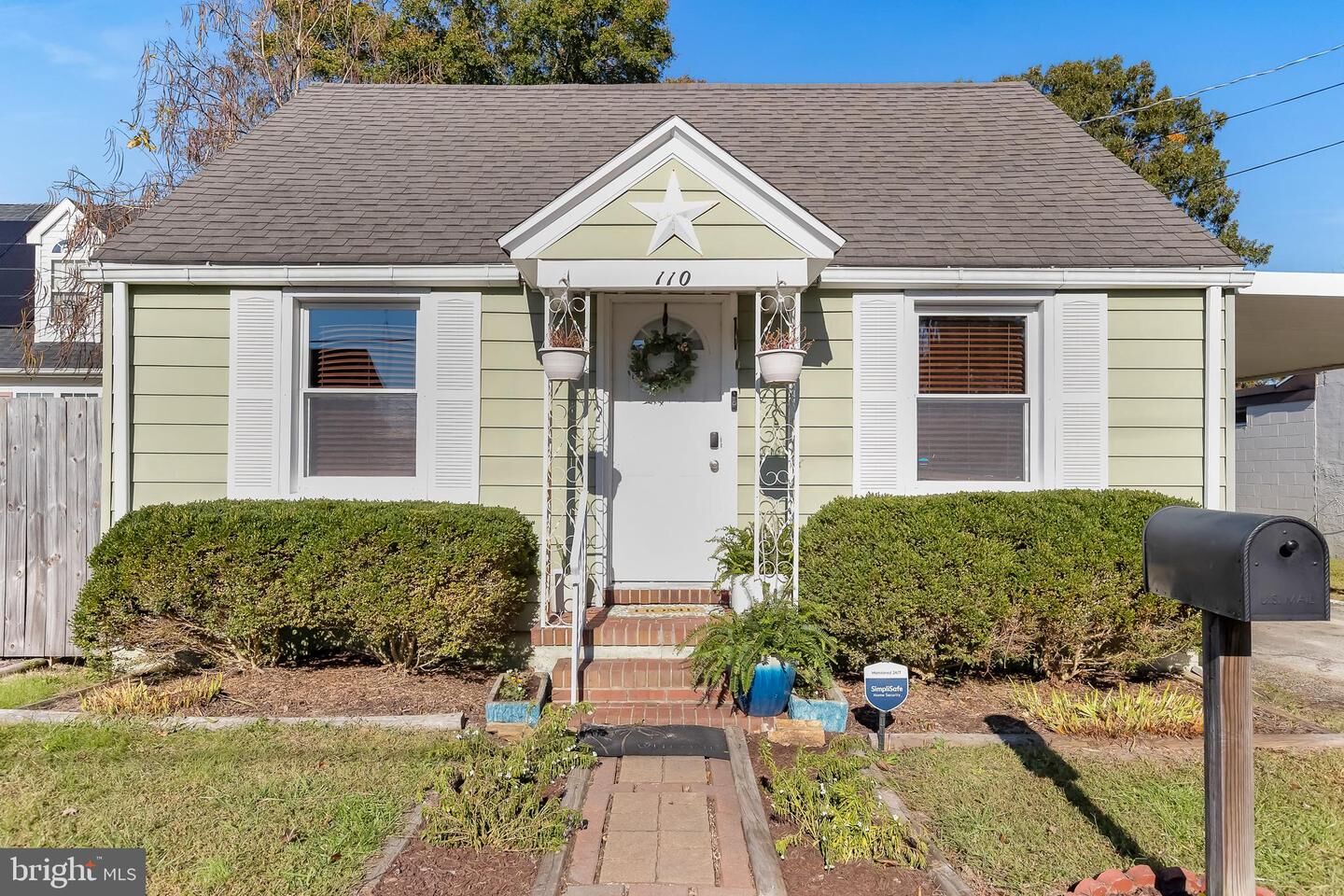 Property Photo:  110 Moore Avenue  MD 21826