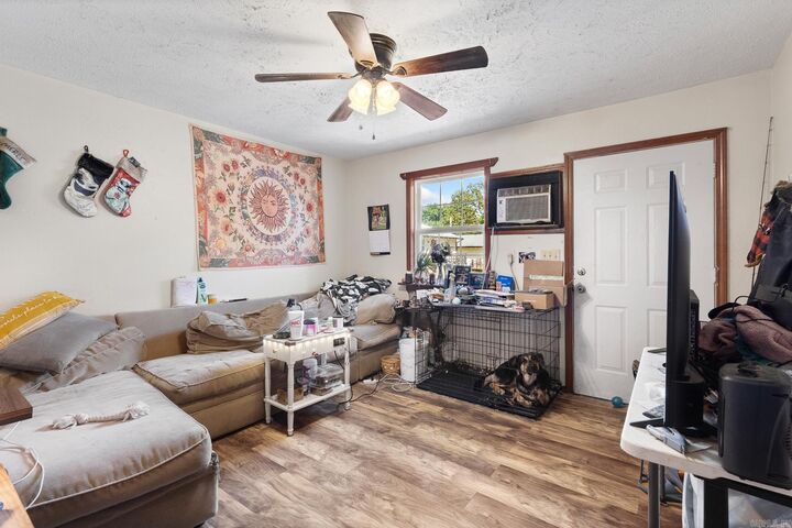 Property Photo: