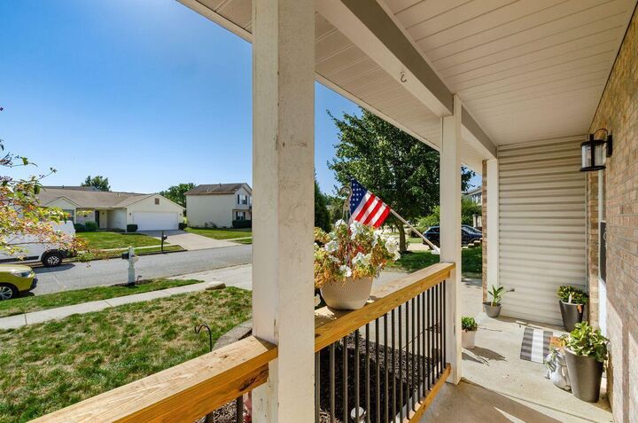 Property Photo: 447 Grandlin Park Drive OH 43004