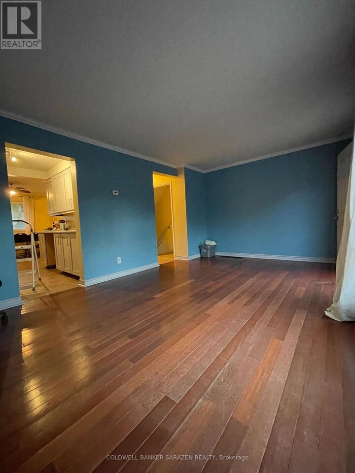 Property Photo:  4868 Hendon Way 10  ON K1J 8T1