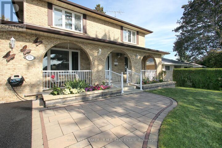 Photo de la propriété: 531 Nipigon Street ON L1J 4P7