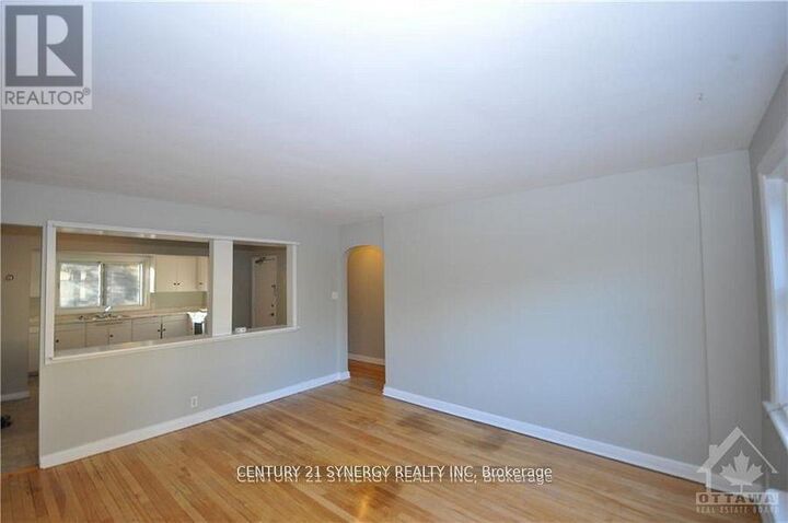 Property Photo: 151 Holmwood Avenue 3 ON K1S 2P2