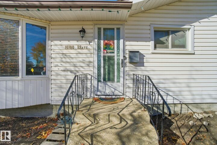 Property Photo: 16100 88 Avenue NW AB T5R 4M4