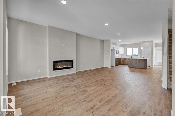 Property Photo: 21 Ficus Way AB T8L 0Z6