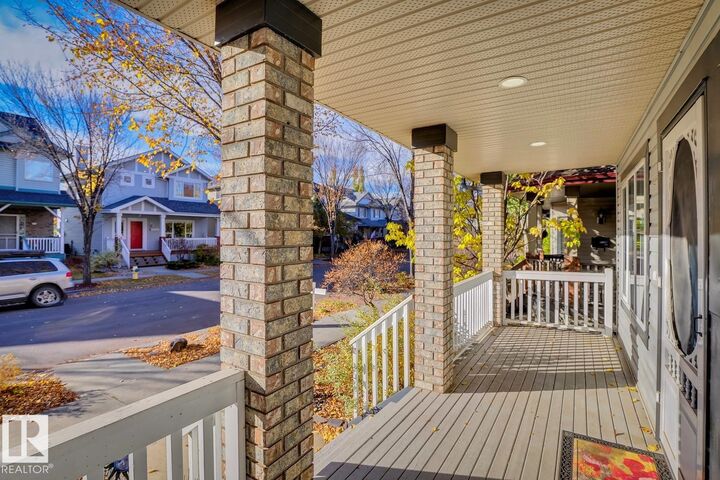 Photo de la propriété: 9923 88 Street NW AB T5H 4N1