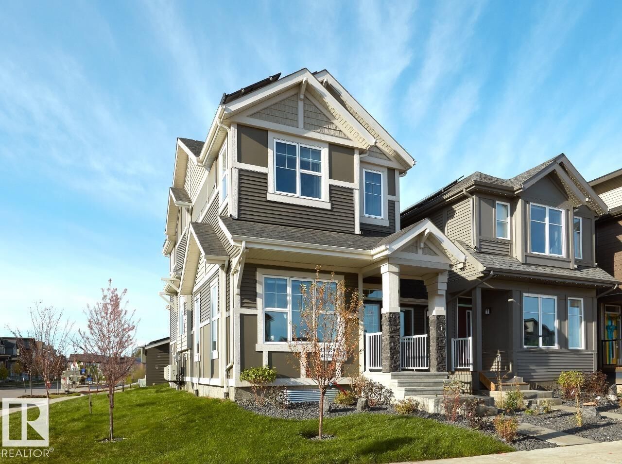Property Photo: 11977 35 Avenue SW AB T6W 3L9