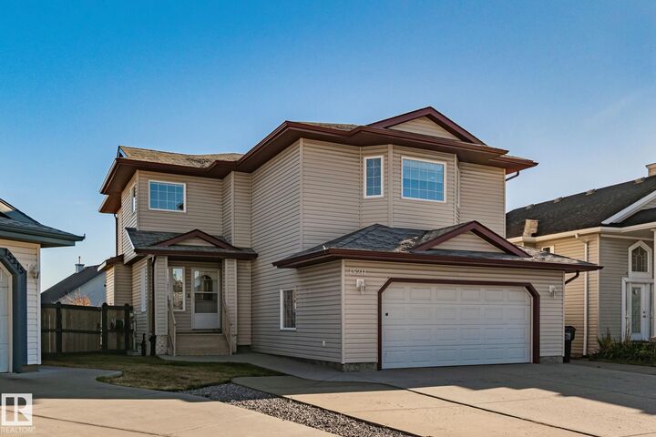 Photo de la propriété: 15211 44 Street NW AB T5Y 3C4