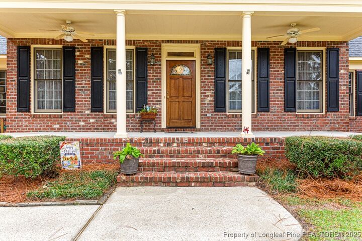 Property Photo: 6549 Countryside Drive NC 28311
