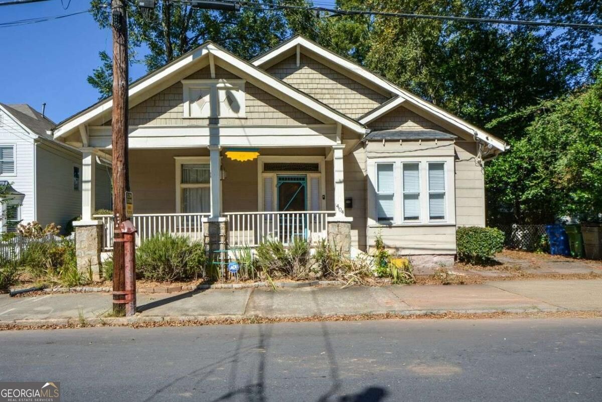 Property Photo: 404 Ormond Street SE GA 30315