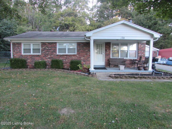 Property Photo:  174 W Joyce Ln  KY 40109