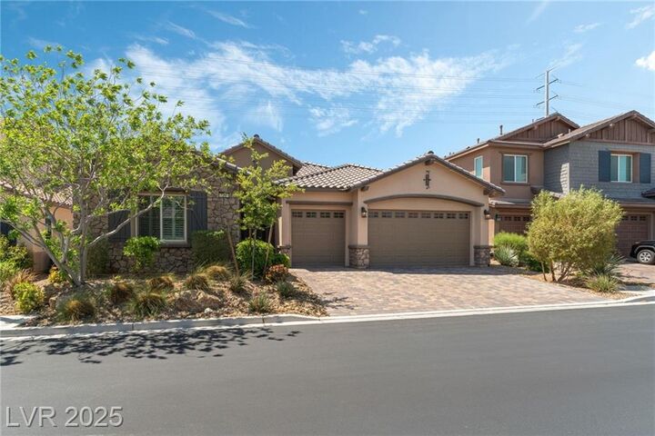 Property Photo: 7291 Ellington Park Street NV 89166