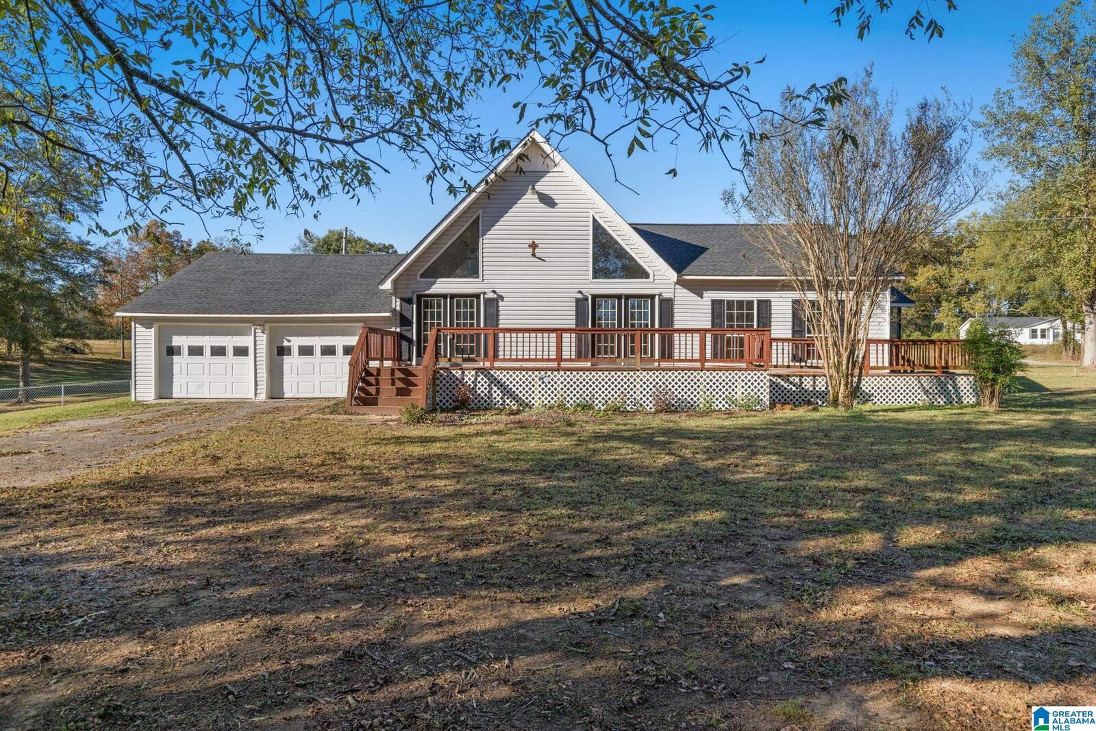 Property Photo: 141 County Road 772 AL 35077