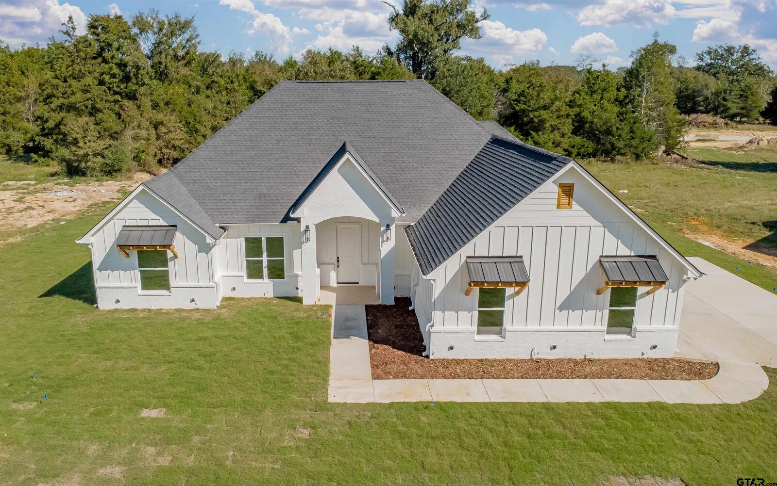 Property Photo: 13942 Cedar Vista Lane TX 75704
