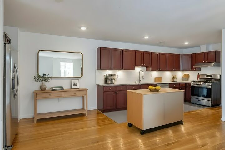 Property Photo:  108 Claremont Ave 2  NJ 07305 