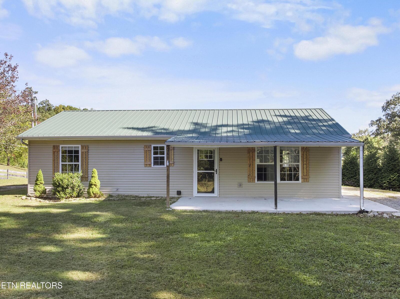 Property Photo: 415 McGhee Lane TN 37757