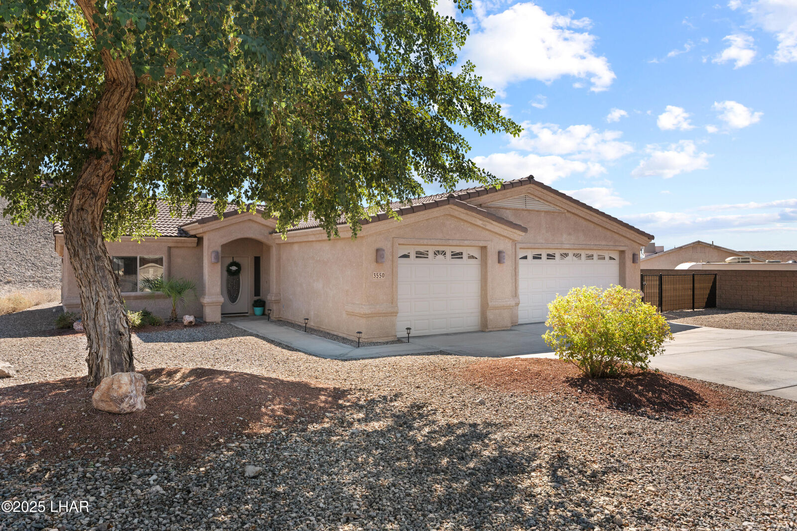 Property Photo: 3550 Tecumseh Dr AZ 86404