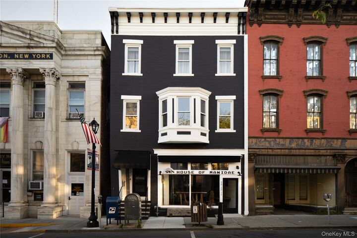 522 Warren Street  Hudson NY 12534 photo