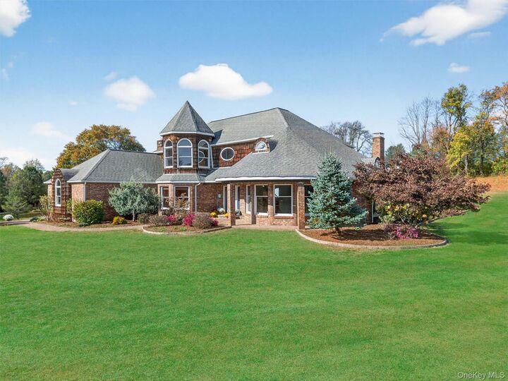 Property Photo: 6 Gurda Lane NY 10924