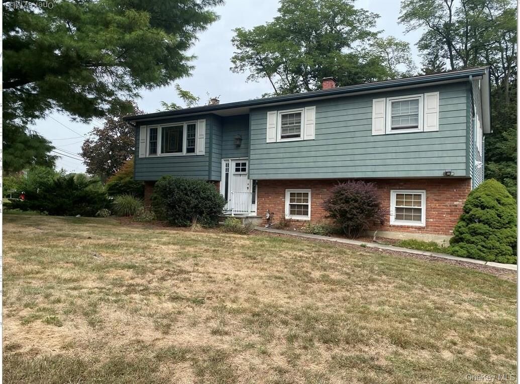 Property Photo: 10 Glen Court NY 10920