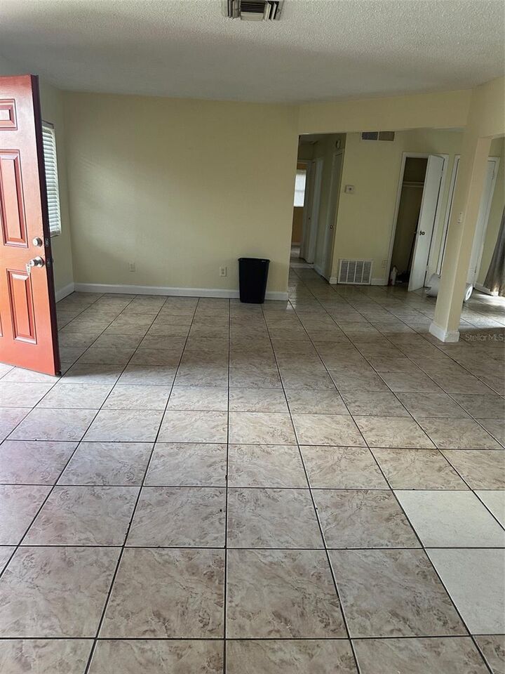 Property Photo: